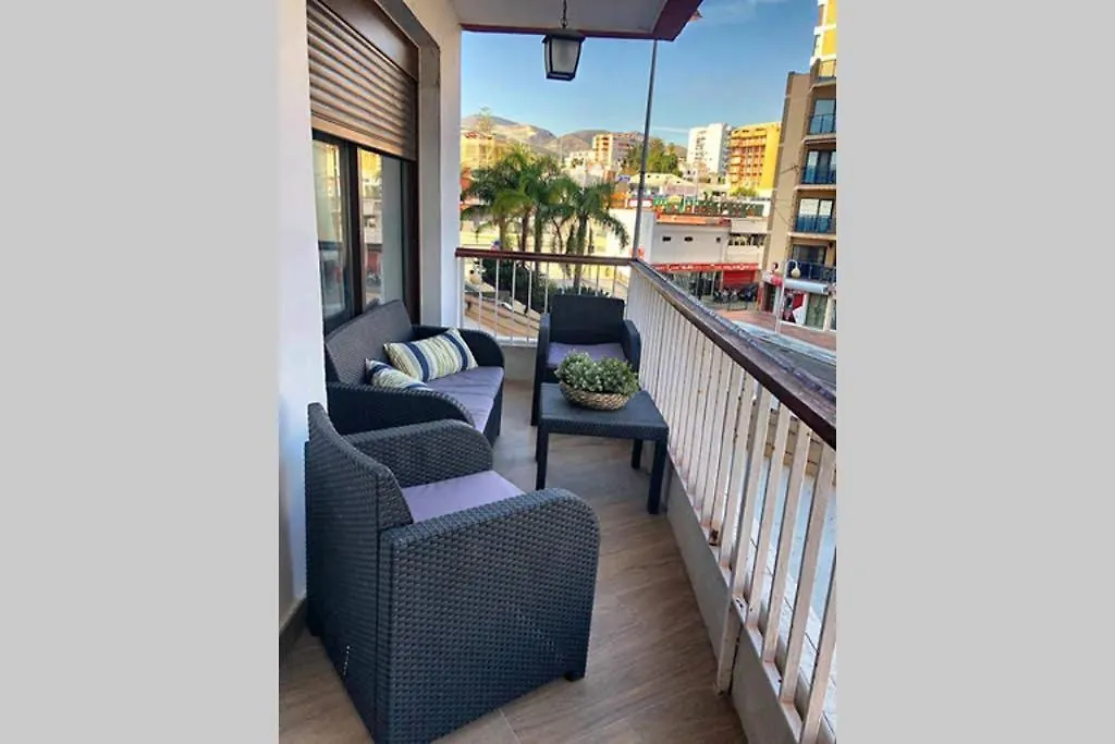 Coqueto Apartamento En Puerto Marina Con Piscina 贝纳尔马德纳