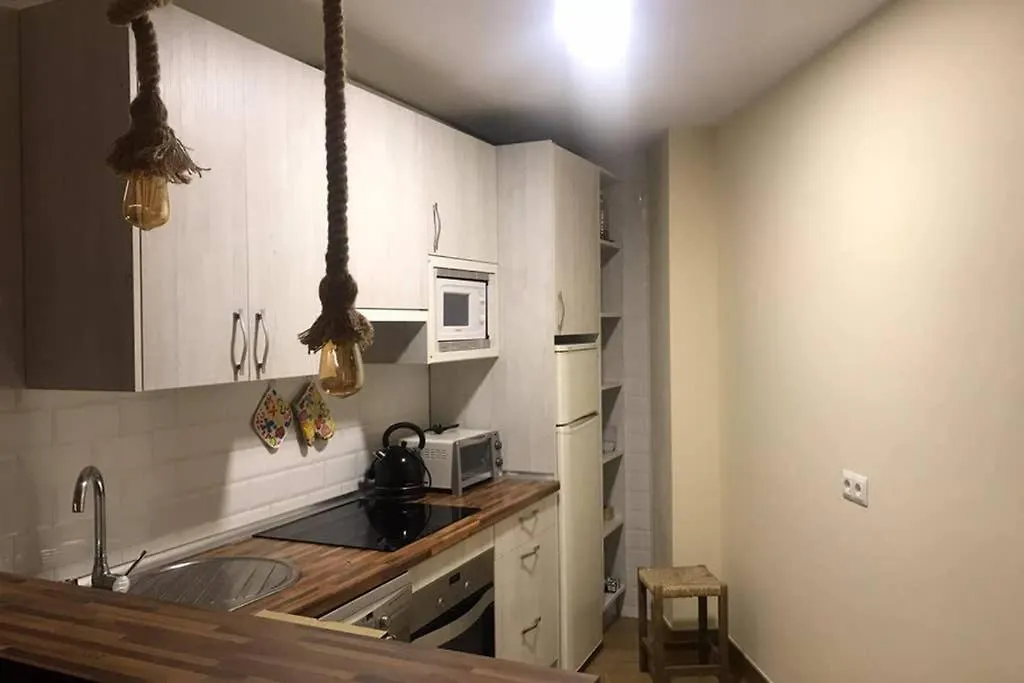 Coqueto Apartamento En Puerto Marina Con Piscina 贝纳尔马德纳