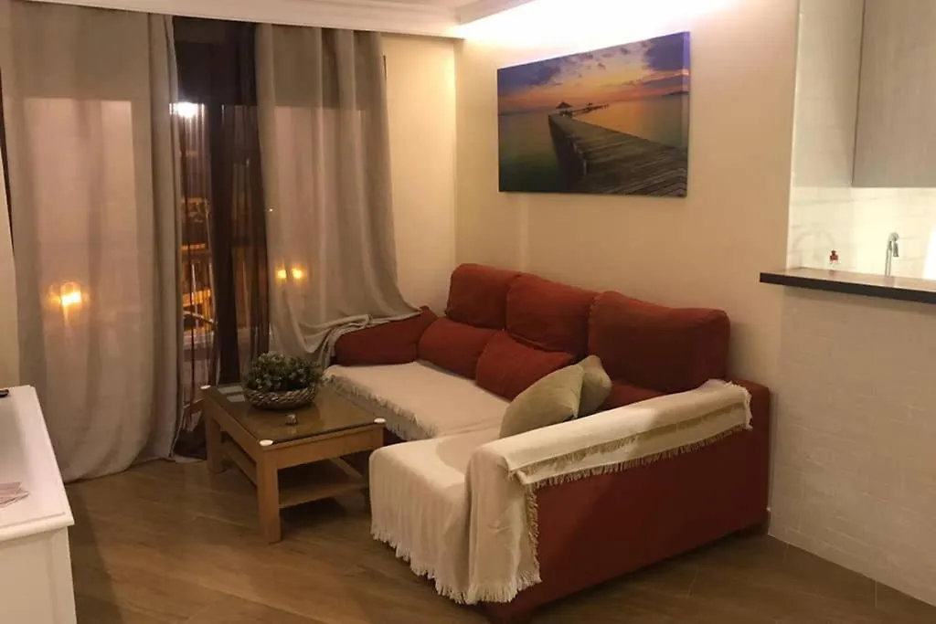公寓 Coqueto Apartamento En Puerto Marina Con Piscina 贝纳尔马德纳 西班牙